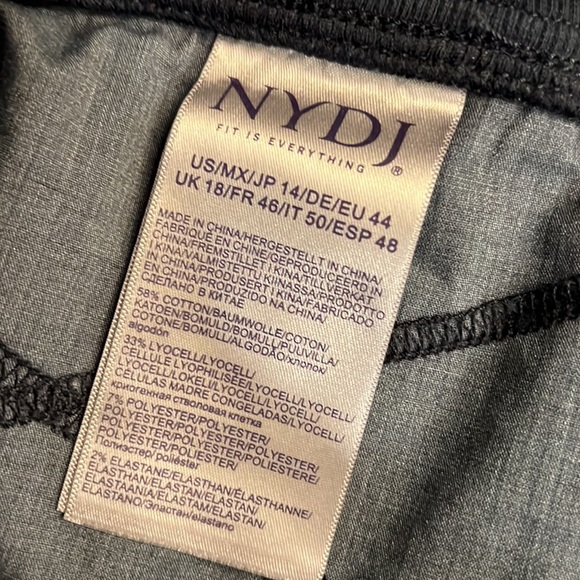 NYDJ Size 14 Women's Navy Cuffed Cropped Pants - Picture 7 of 10